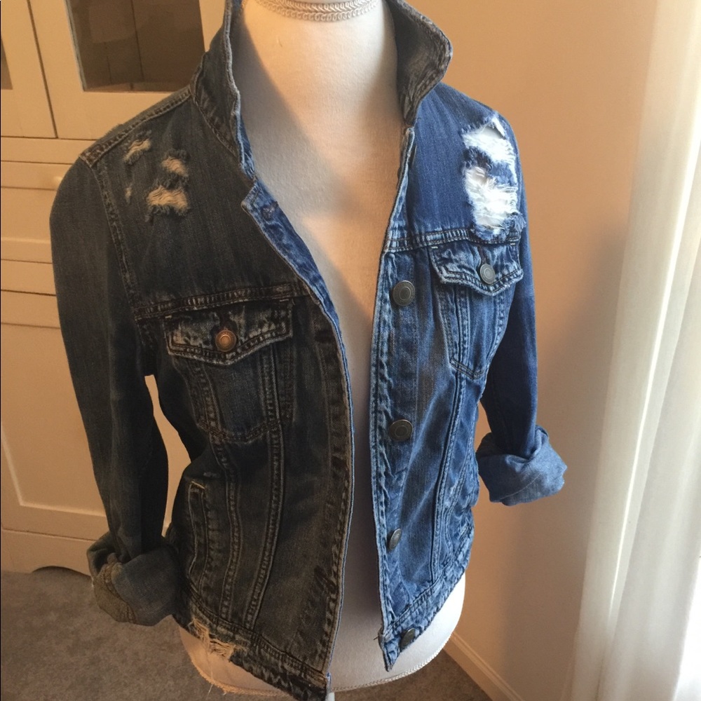 American Eagle Distressed Jean Jacket